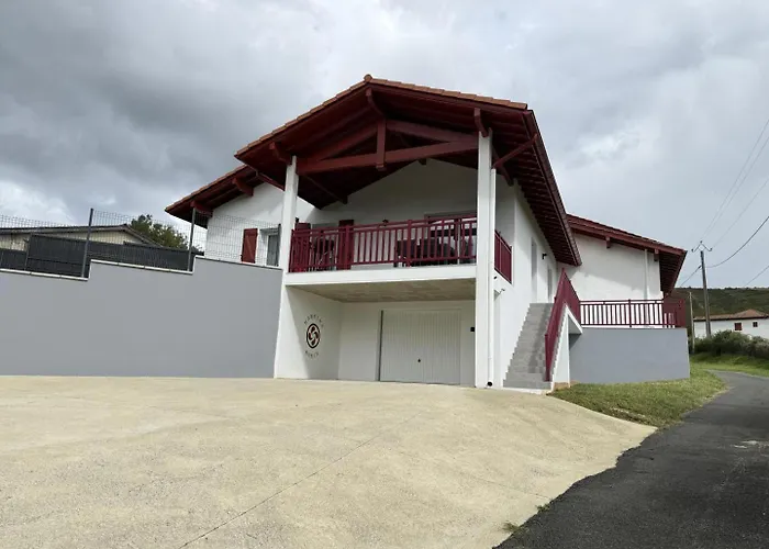 Prázdninový dům Karrika Buria *